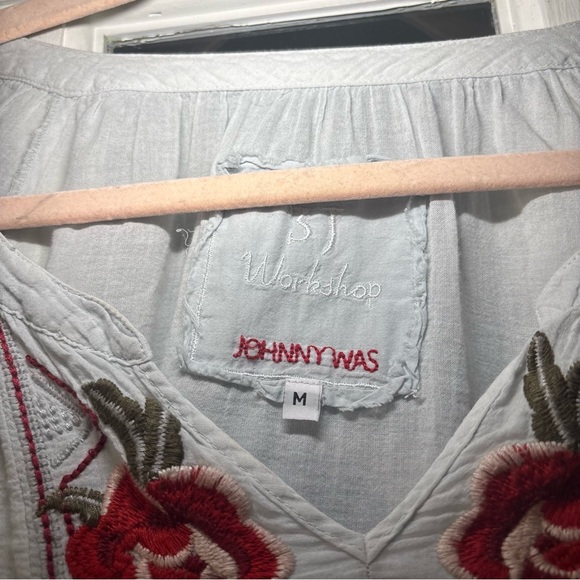 Johnny Was White Blouse with Red and Blue Embroidery - Picture 2 of 16